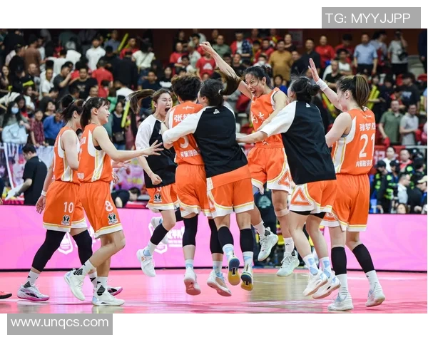 CBA新疆对阵辽宁比赛比分结果分析及精彩瞬间回顾